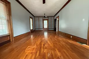 106 Hamilton St, Dowagiac, MI 49047 - Photo 11