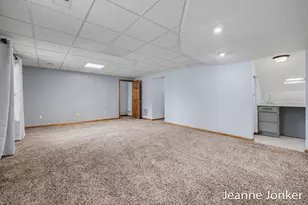 931 Sunset Hills Ave NW, Grand Rapids, MI 49534 - Photo 15