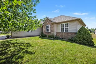 931 Sunset Hills Ave NW, Grand Rapids, MI 49534 - Photo 1
