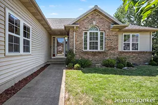 931 Sunset Hills Ave NW, Grand Rapids, MI 49534 - Photo 3