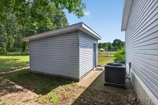 5064 Valentine St, Muskegon, MI 49442 - Photo 39