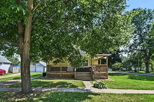 211 King St, Eaton Rapids, MI 48827 - Photo 3