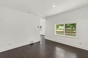 211 King St, Eaton Rapids, MI 48827 - Photo 7