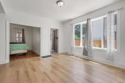 1015 Jennette Avenue NW, Grand Rapids, MI 49504 - Photo 7
