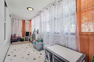 1015 Jennette Ave NW, Grand Rapids, MI 49504 - Photo 5