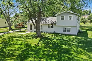 2463 Kinney Ave NW, Grand Rapids, MI 49534 - Photo 7