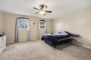 2463 Kinney Ave NW, Grand Rapids, MI 49534 - Photo 17