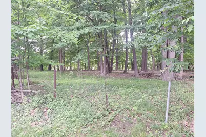2104 Melvin Court, Lansing, MI 48917 - Photo 7