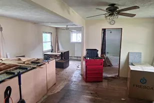 2104 Melvin Ct, Lansing, MI 48917 - Photo 13