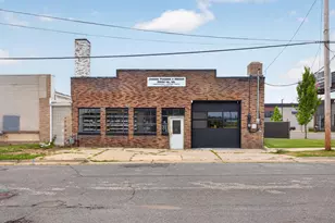 711 E Michigan Ave, Jackson, MI 49201 - Photo 1