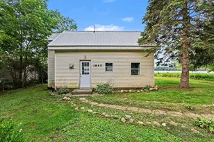 1845 W Tupper Heights Dr, Lake Odessa, MI 48849 - Photo 5