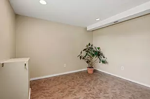 25581 Pleasant Dr, Mattawan, MI 49071 - Photo 13