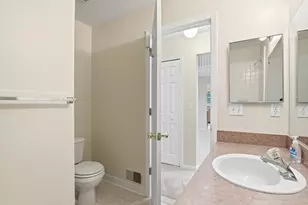 7492 Green Meadow Ln, Canton, MI 48187 - Photo 23