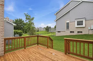 7492 Green Meadow Ln, Canton, MI 48187 - Photo 9