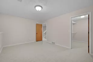 475 Timberlake Dr E, Holland, MI 49424 - Photo 33