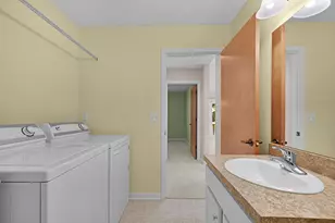 475 Timberlake Dr E, Holland, MI 49424 - Photo 19