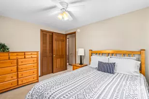 2032 Edgewood Ave SE, Grand Rapids, MI 49546 - Photo 25