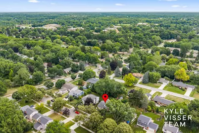 2032 Edgewood Avenue SE, Grand Rapids, MI 49546 - Photo 41