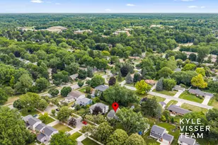 2032 Edgewood Ave SE, Grand Rapids, MI 49546 - Photo 41