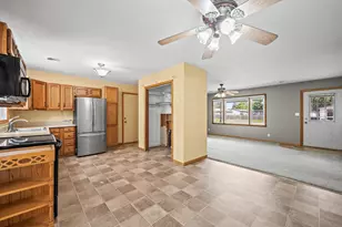 2296 Janellen Dr, Niles, MI 49120 - Photo 13