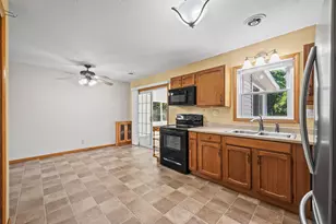 2296 Janellen Dr, Niles, MI 49120 - Photo 15