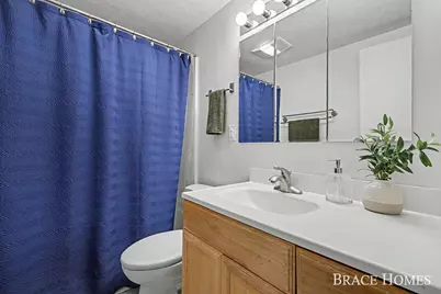 3284 N 146th Avenue, Holland, MI 49424 - Photo 11