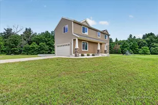 5420 S Kathryn Ln, Newaygo, MI 49337 - Photo 3