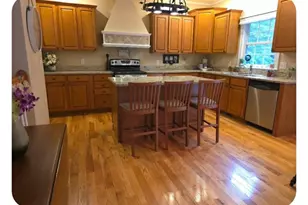 578 Wittenberg Path, Saint Joseph, MI 49085 - Photo 5