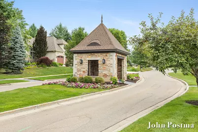 5914 Whitworth Court SE, Grand Rapids, MI 49546 - Photo 77