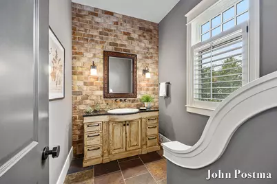 5914 Whitworth Court SE, Grand Rapids, MI 49546 - Photo 35
