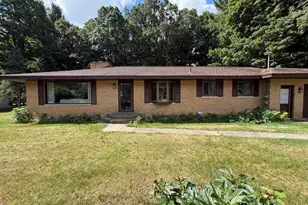 5049 Glendale Ave, Montague, MI 49437 - Photo 3