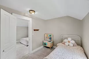 234 Knapp St NE, Grand Rapids, MI 49505 - Photo 21