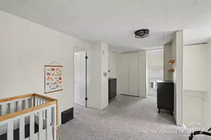234 Knapp St NE, Grand Rapids, MI 49505 - Photo 19