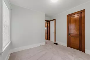 318 Whitcomb St, Kalamazoo, MI 49001 - Photo 9