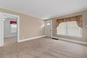 318 Whitcomb St, Kalamazoo, MI 49001 - Photo 5