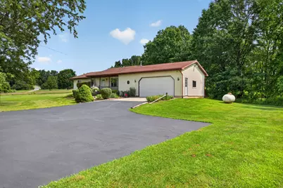 3651 Dexter Trail, Stockbridge, MI 49285 - Photo 5