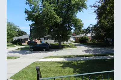 4318 Adams Circle, Wayne, MI 48184 - Photo 3