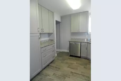 4318 Adams Circle, Wayne, MI 48184 - Photo 11