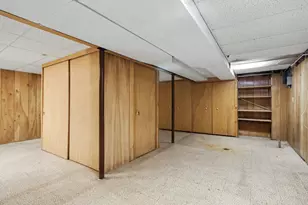 2043 Winsted Blvd, Ann Arbor, MI 48103 - Photo 25
