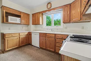 2043 Winsted Blvd, Ann Arbor, MI 48103 - Photo 11