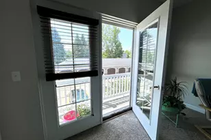 5619 Arbor Chase Dr, Ann Arbor, MI 48103 - Photo 17
