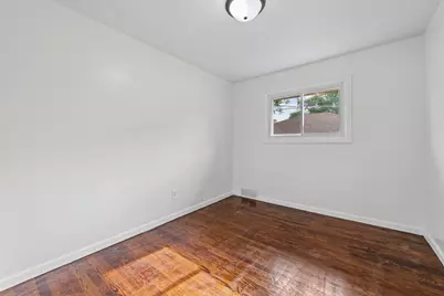 8417 Colonial Street, Dearborn Heights, MI 48127 - Photo 11