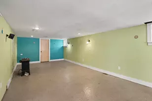 1227 East Cork Street, Kalamazoo, MI 49001 - Photo 19
