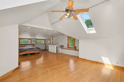 1227 E Cork Street, Kalamazoo, MI 49001 - Photo 9