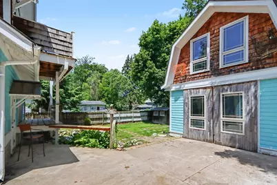 1227 E Cork Street, Kalamazoo, MI 49001 - Photo 21