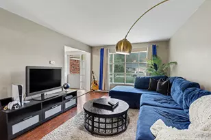 16360 E Rutherland Street E, Southfield, MI 48076 - Photo 7