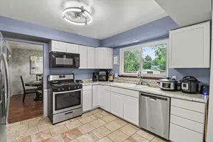 16360 E Rutherland Street E, Southfield, MI 48076 - Photo 9