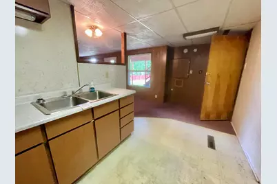 1806 Barr Street, Hillsdale, MI 49242 - Photo 15