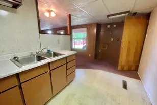 1806 Barr St, Hillsdale, MI 49242 - Photo 15
