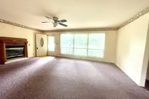 1806 Barr St, Hillsdale, MI 49242 - Photo 3